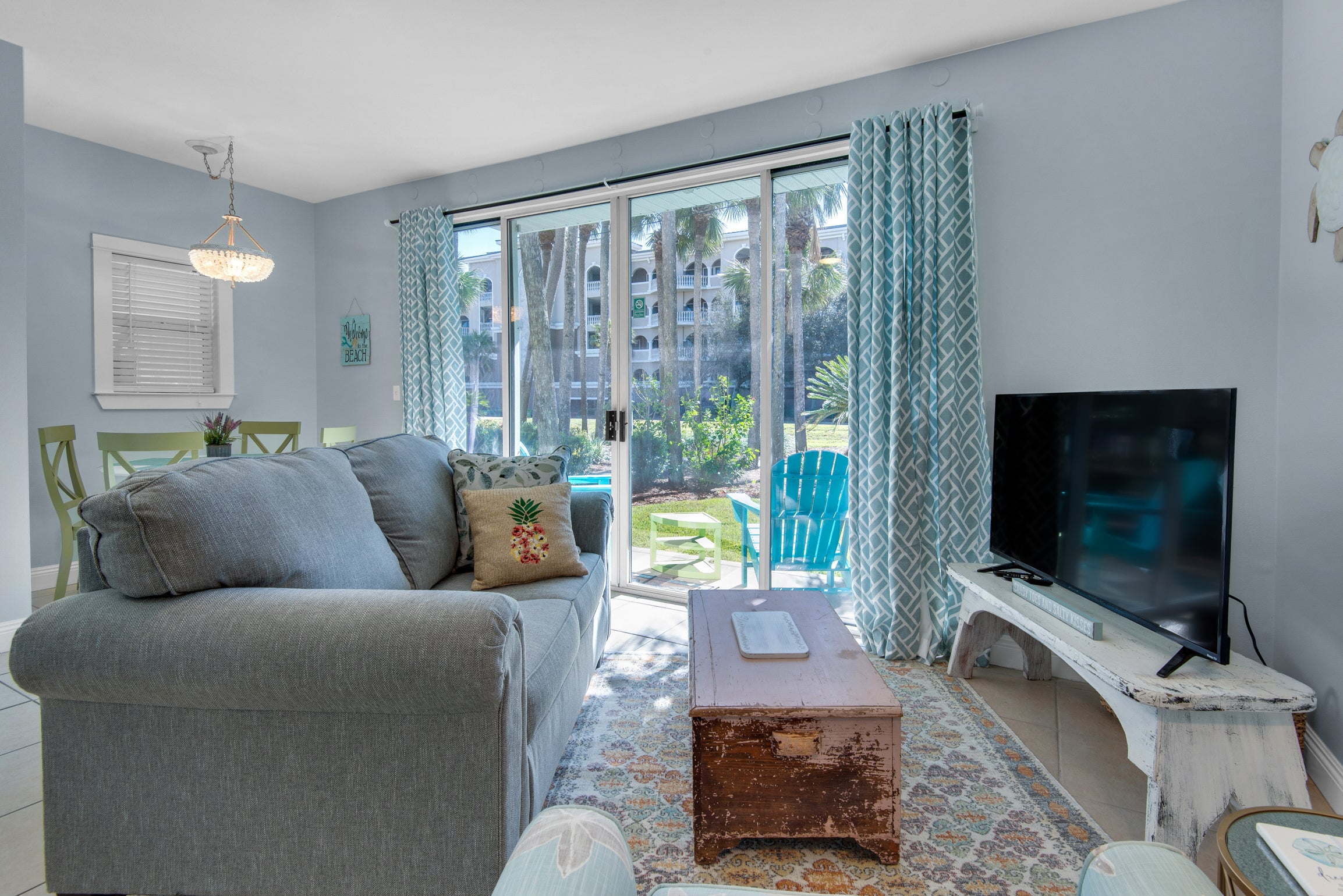 Gorgeous Living area - across street from beach!