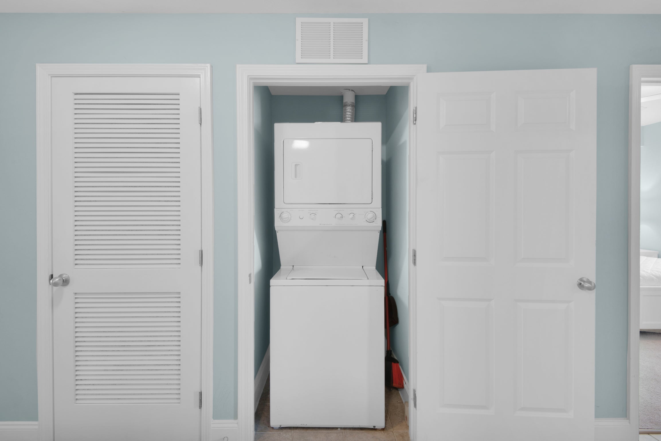 Washer/Dryer in the Unit!