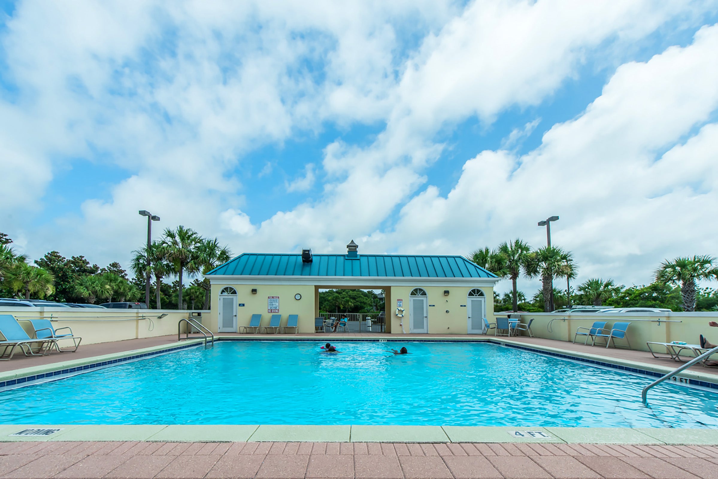 Large pool at Leeward Key