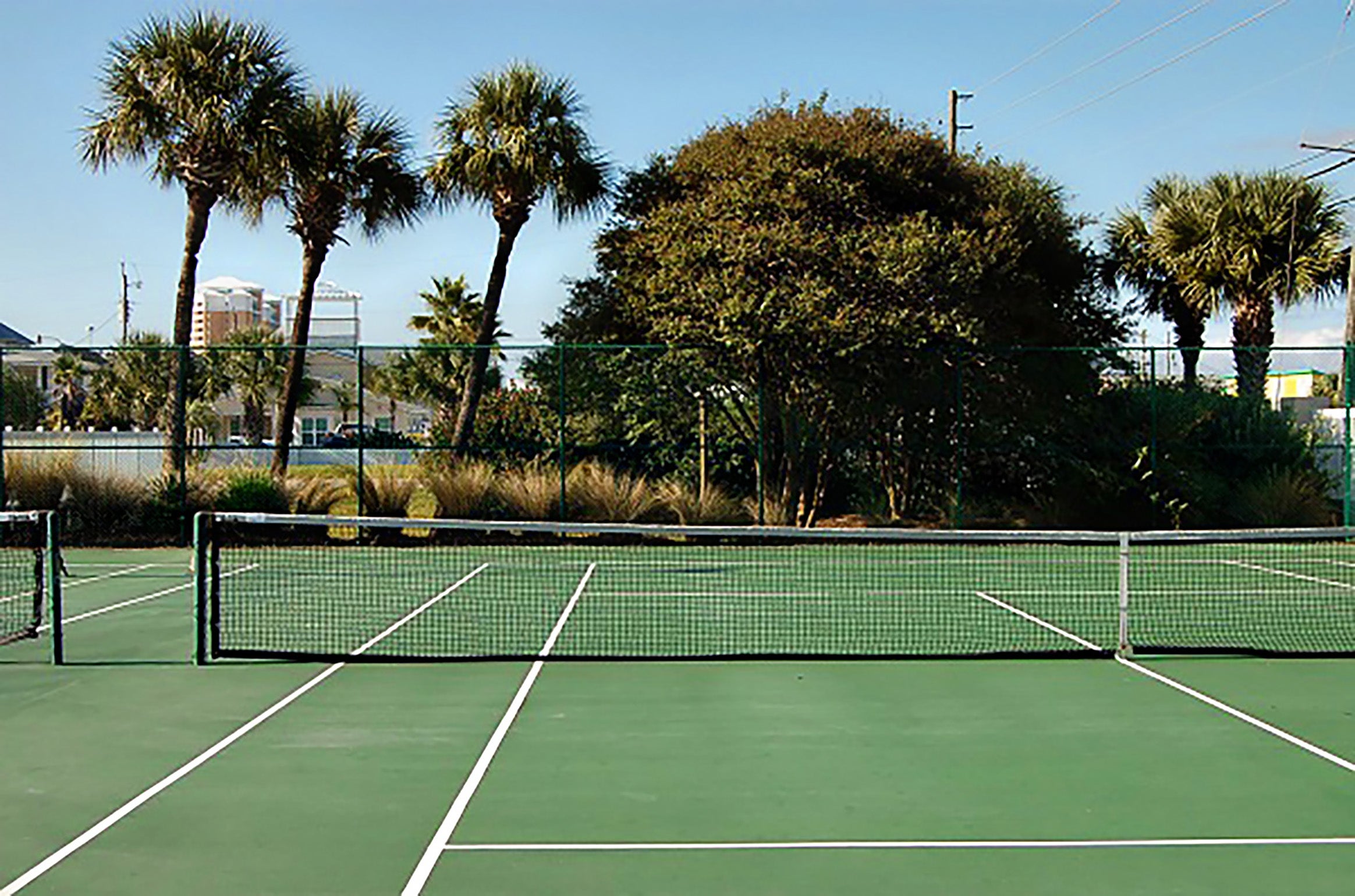 Tennis+Courts+at+Pelican+Walk