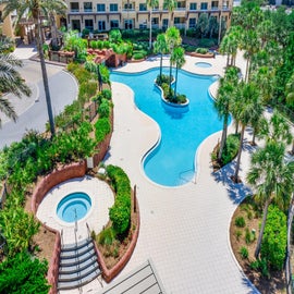 Incredible pools and hot tub-Luau