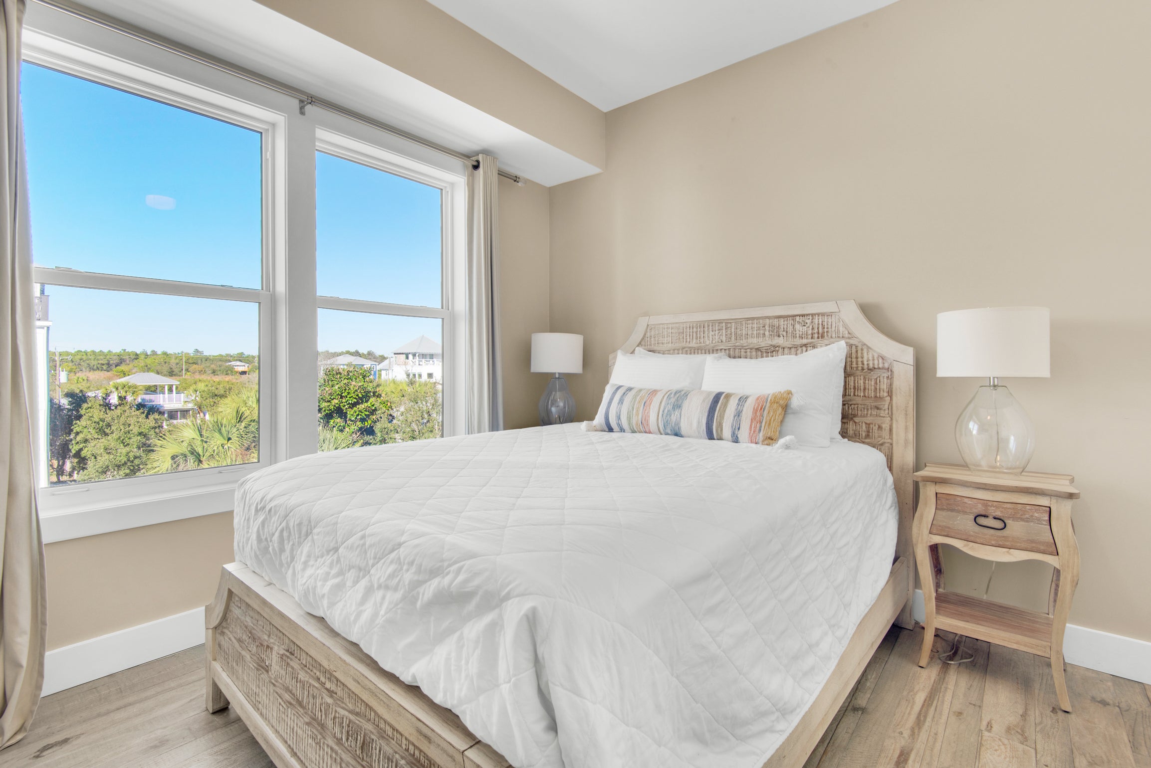 Guest bedroom with great views