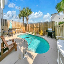 Seaside Serenity private pool