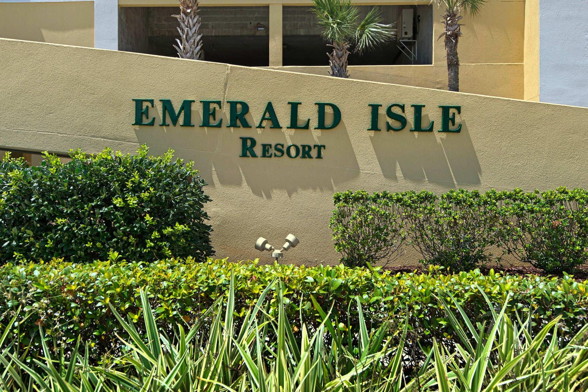 Emerald Isle Resort