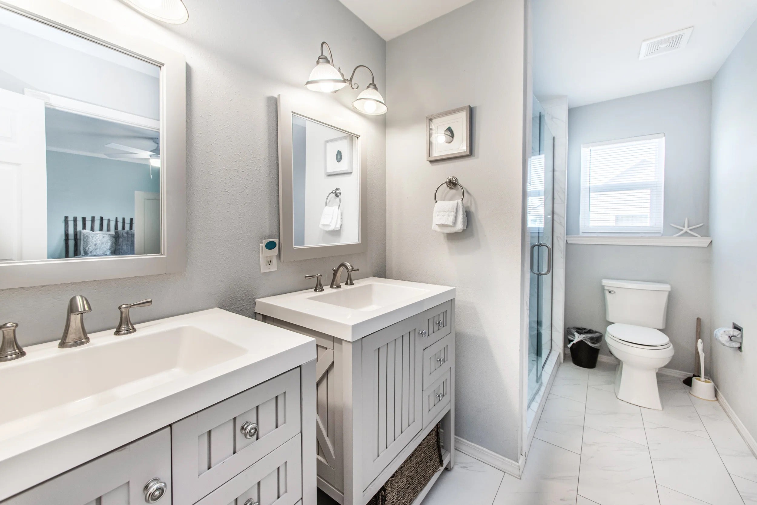 Large guest bathroom with two sinks 