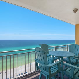 Sterling Reef 1704 with beautiful views