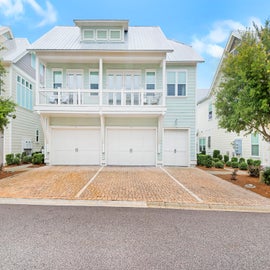 Stunning townhome