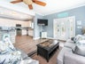 1st Level Living Room w/Flatscreen/Huge Kitchen