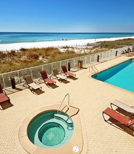 Ocean Ritz Beachfront Pool