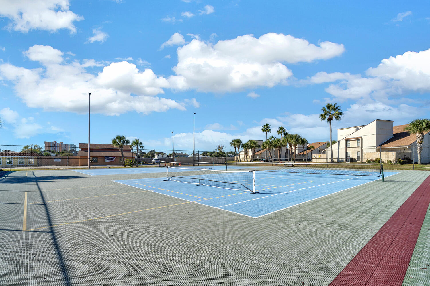 Pickleball and tennis courts