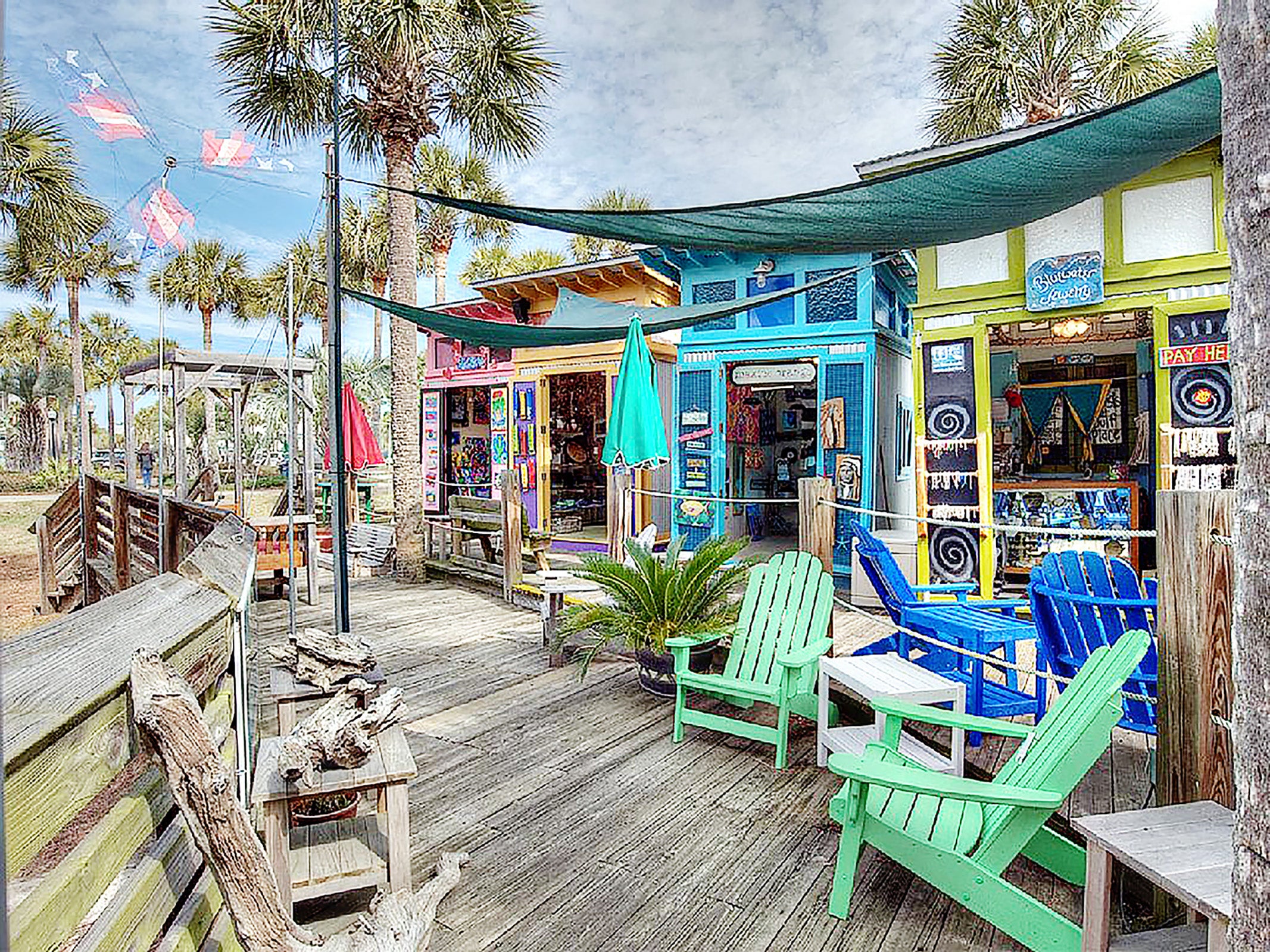 Eclectic Shops and Great Dining-Gulf Place