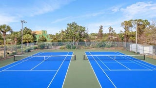 Tennis+Courts