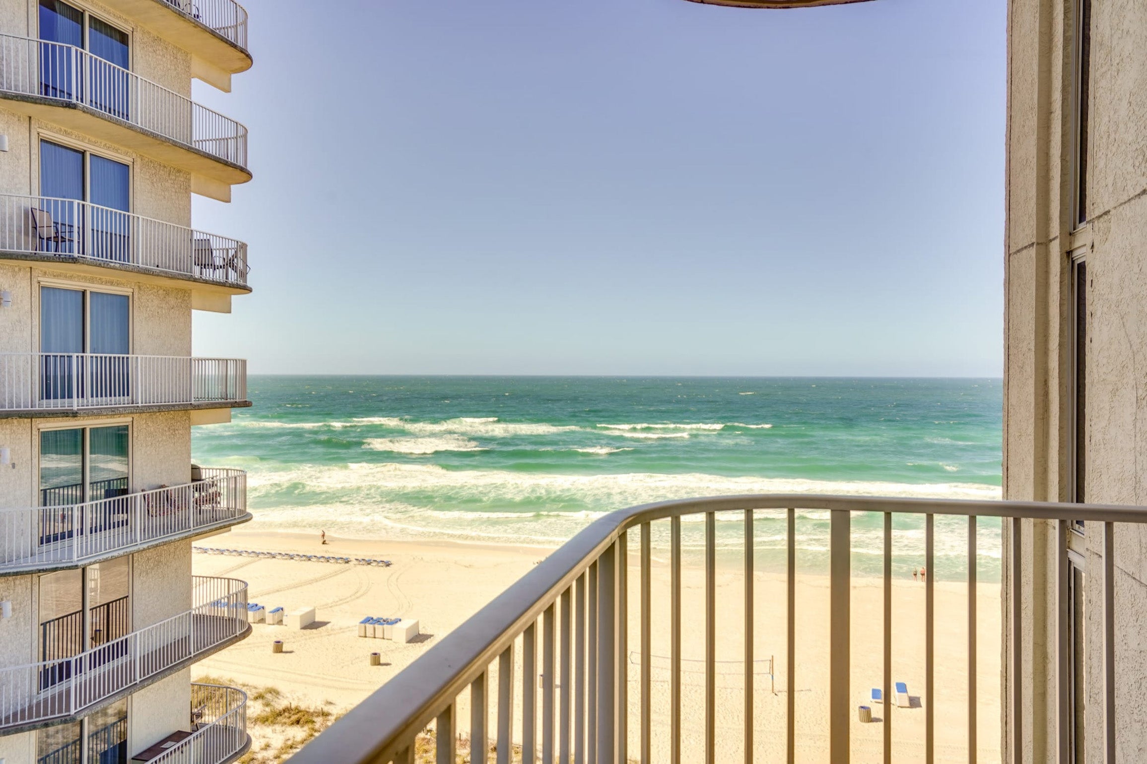 Long Beach Resort 1-700E balcony