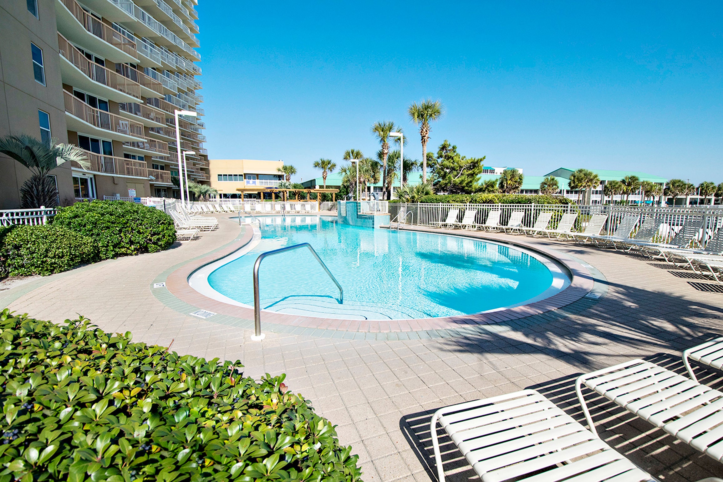 Gulf+Front+Pool+++Pelican+Beach+Resort