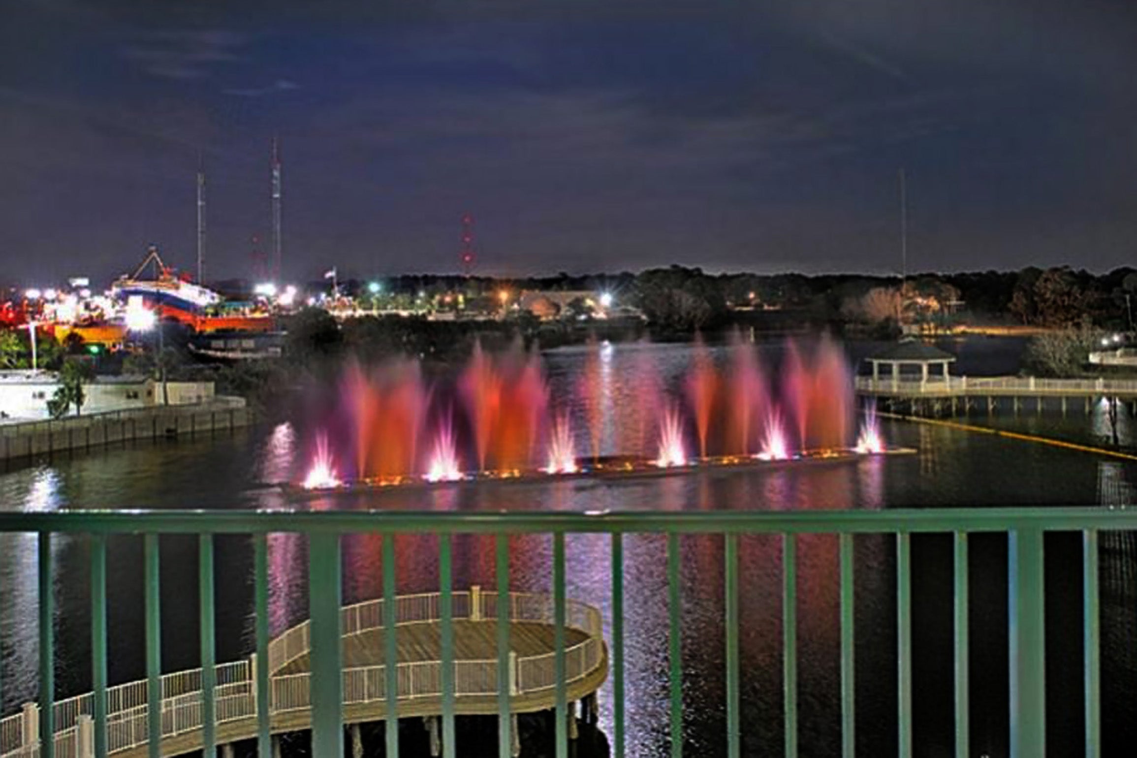 Front row seat to the Fountain Show!