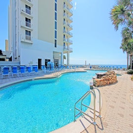 Large gulf front pool