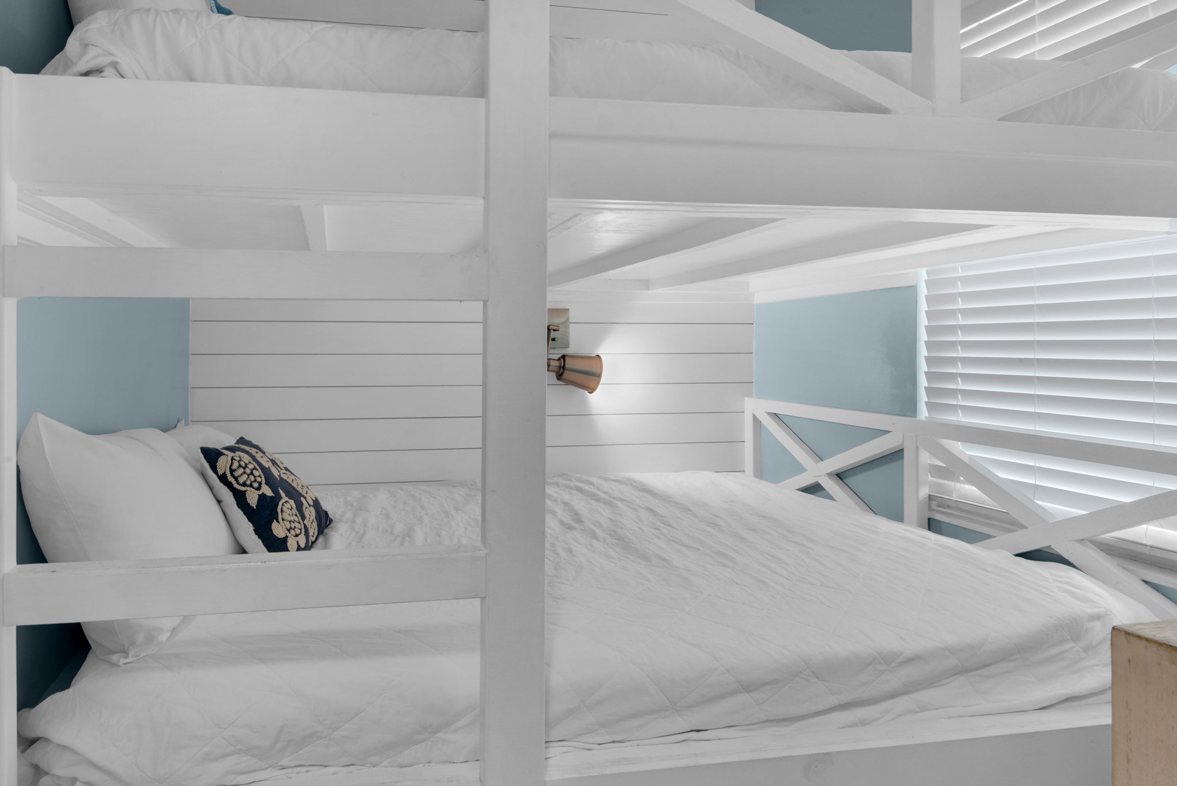 Guest bunk beds