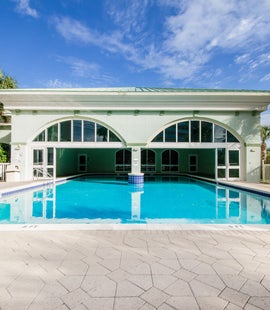 Grogeous indoor outdoor pool