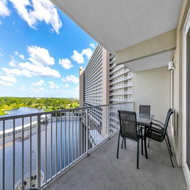 Laketown Wharf 731 balcony