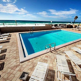 Beachfront Pool at Emerald Isle 203!!