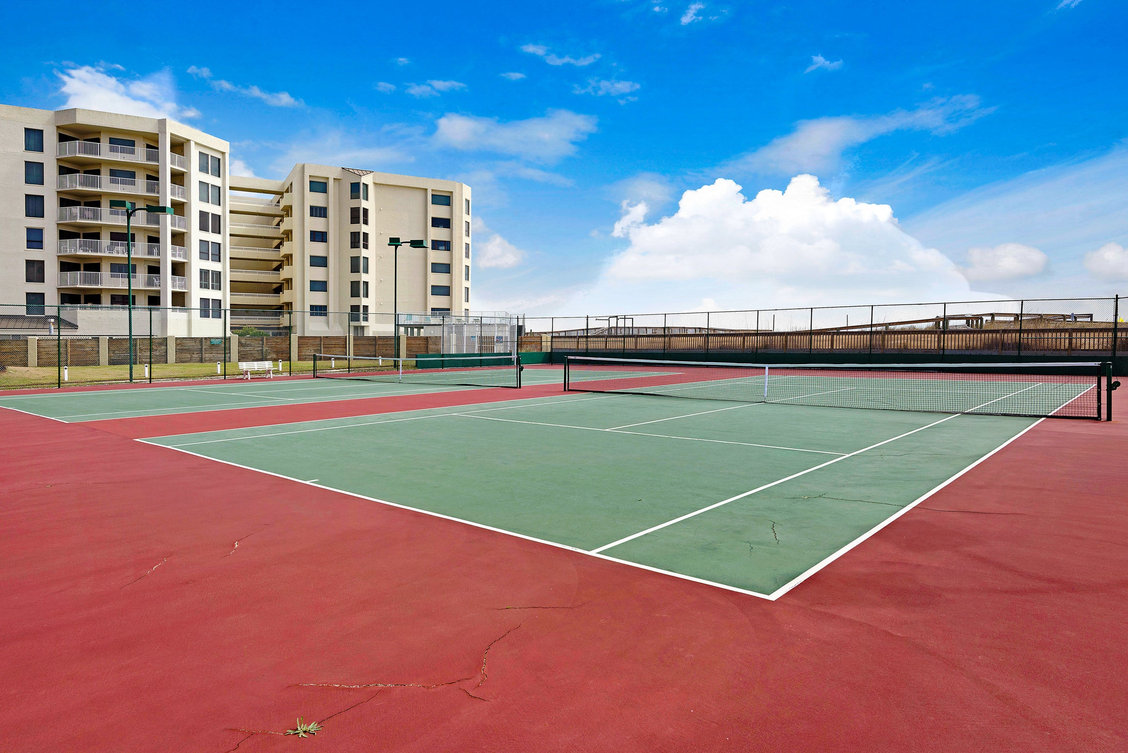 Tennis Courts at Jetty East 