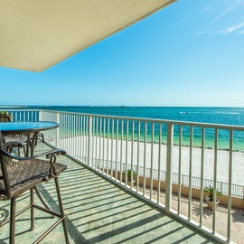Fabulous Gulf views from the spacious balcony
