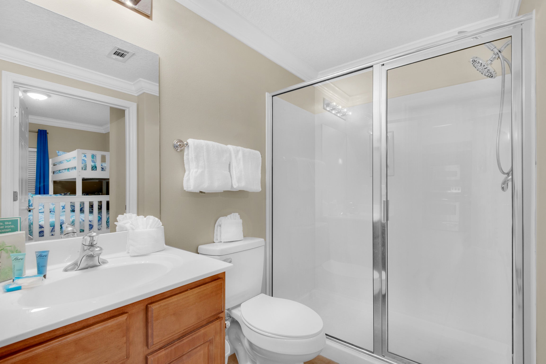 Guest bath with walk in shower