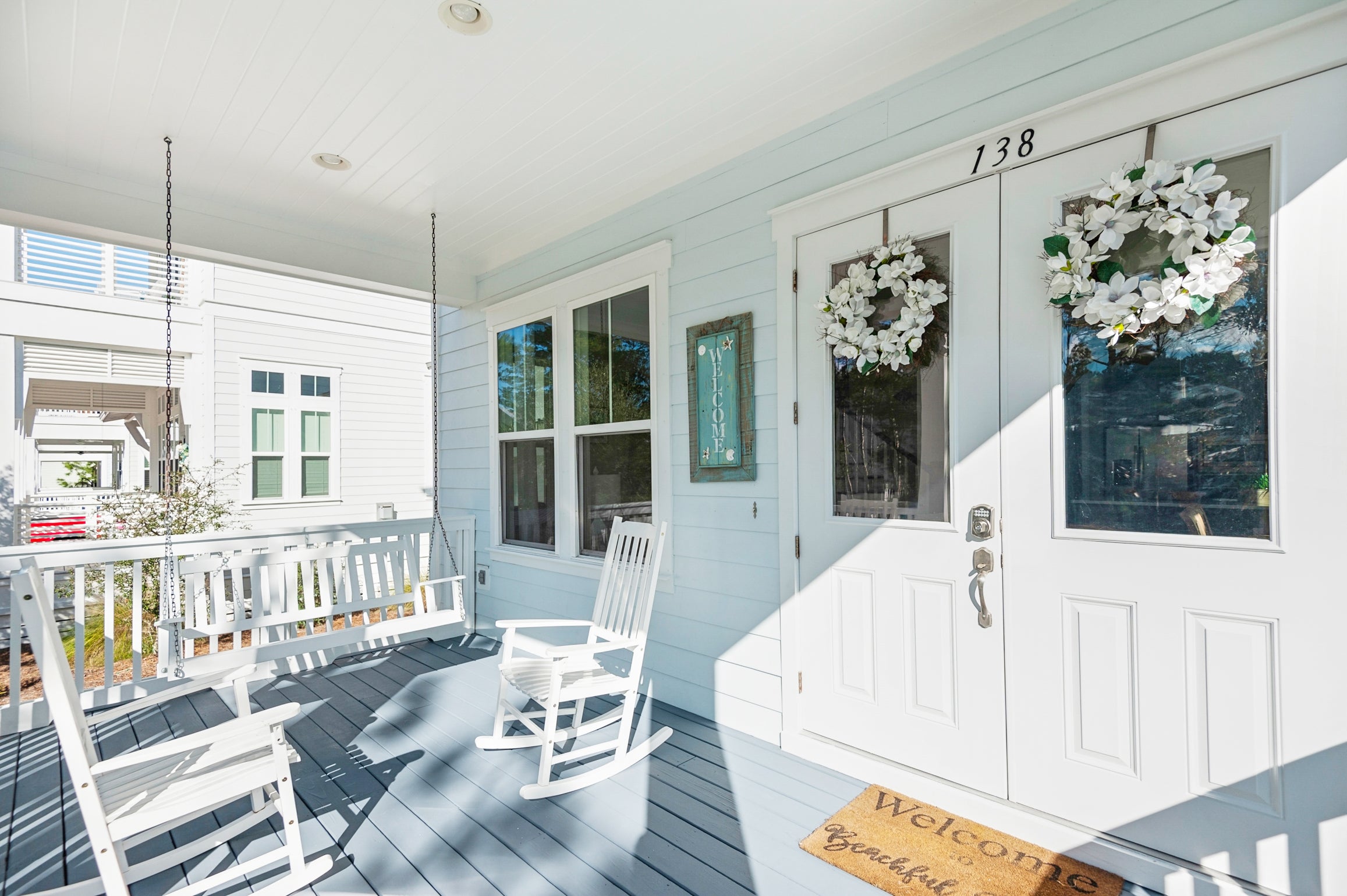 Beautiful and welcoming front porch