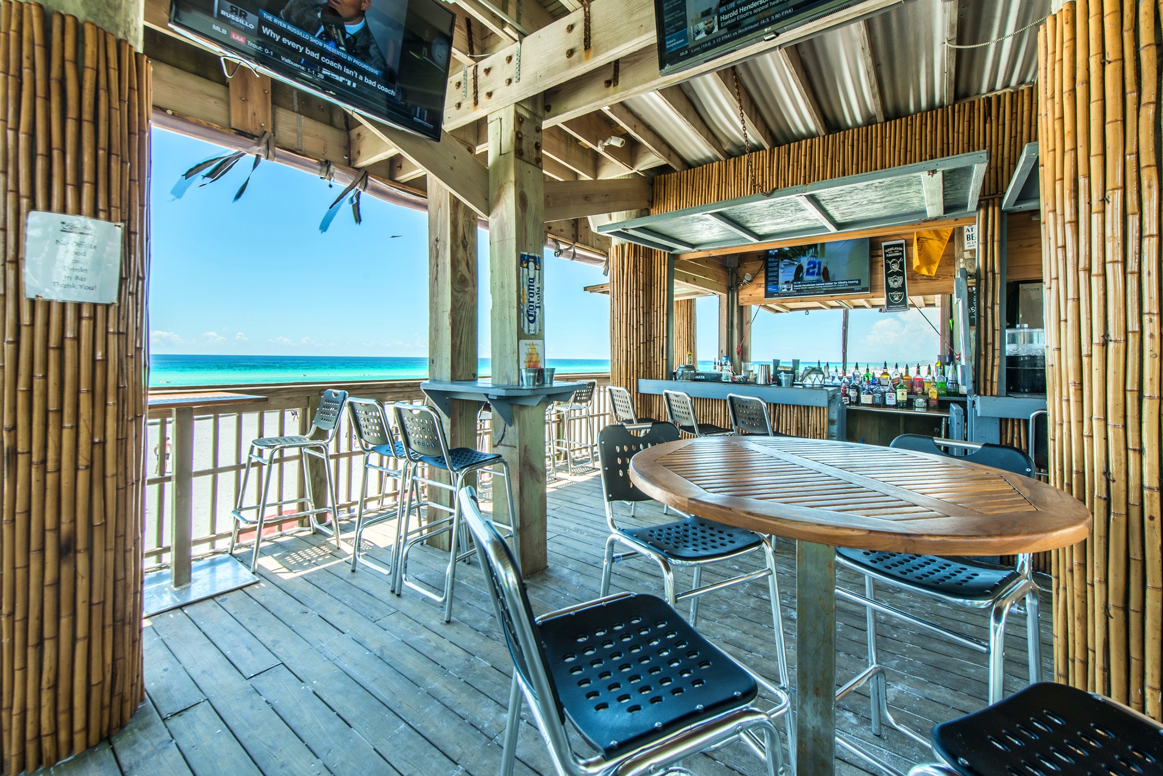 Gulf side beach bar 