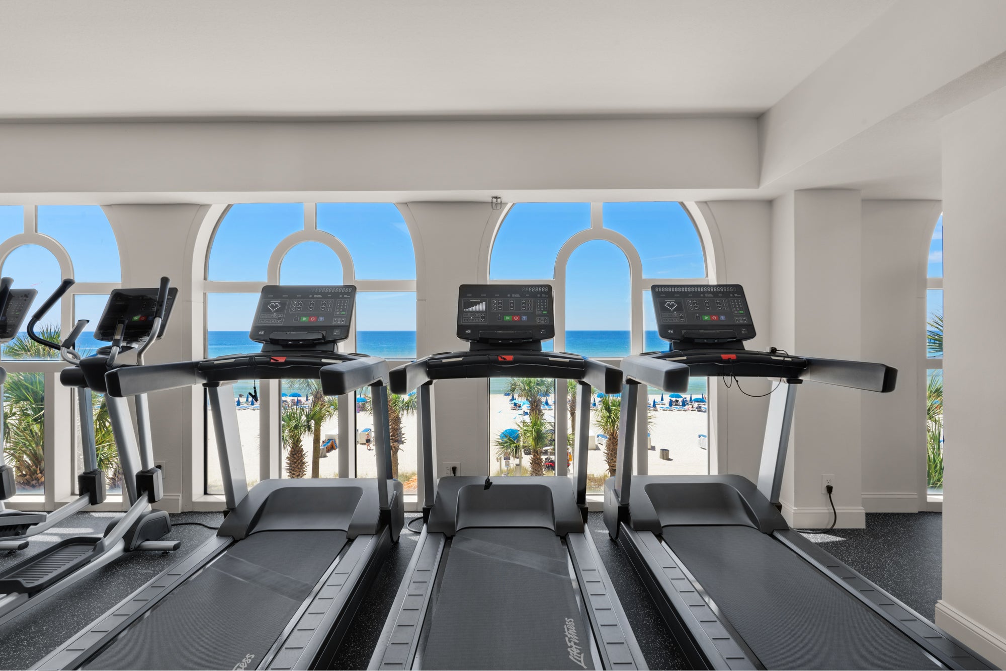 Calypso gym tredmill with a view
