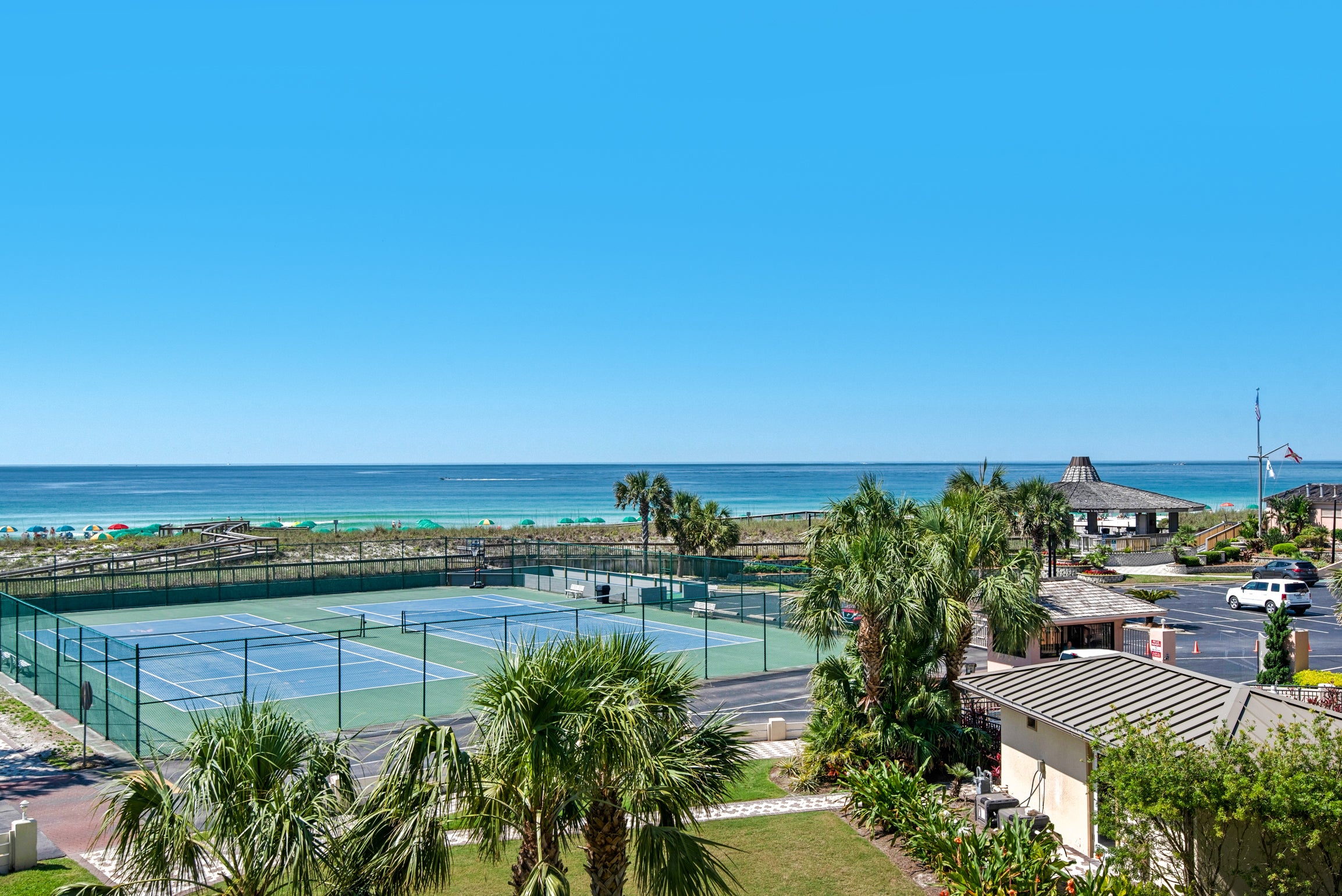 Views of the tennis courts and Gulf