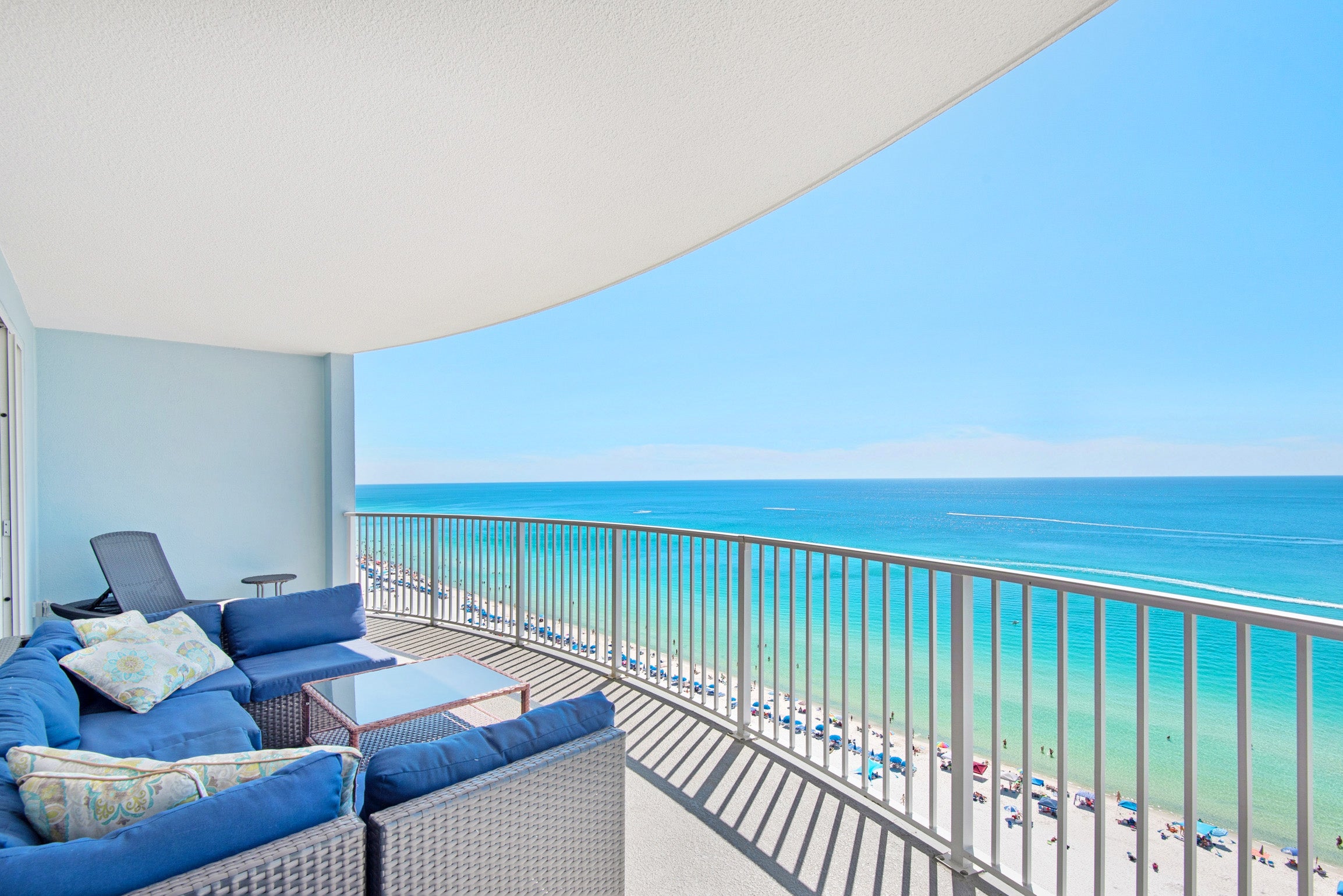 Huge balcony and gorgeous gulf views