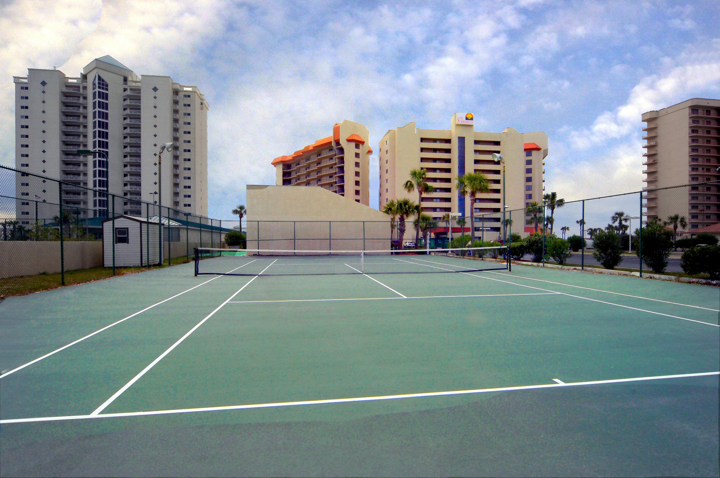 Summerhouse Tennis courts