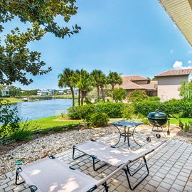 DIne out on your patio and enjoy your lake view