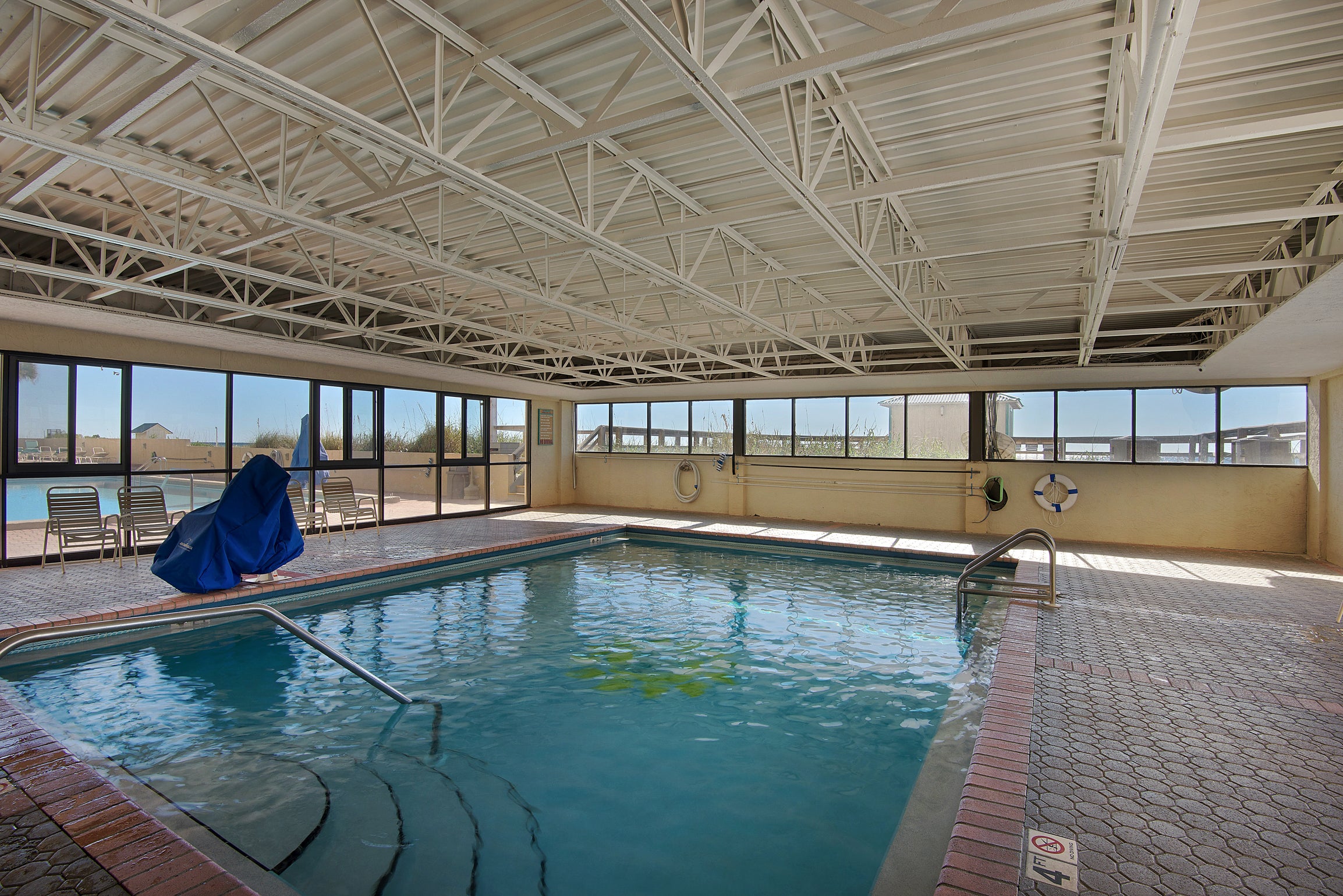 SunDestin Indoor pool