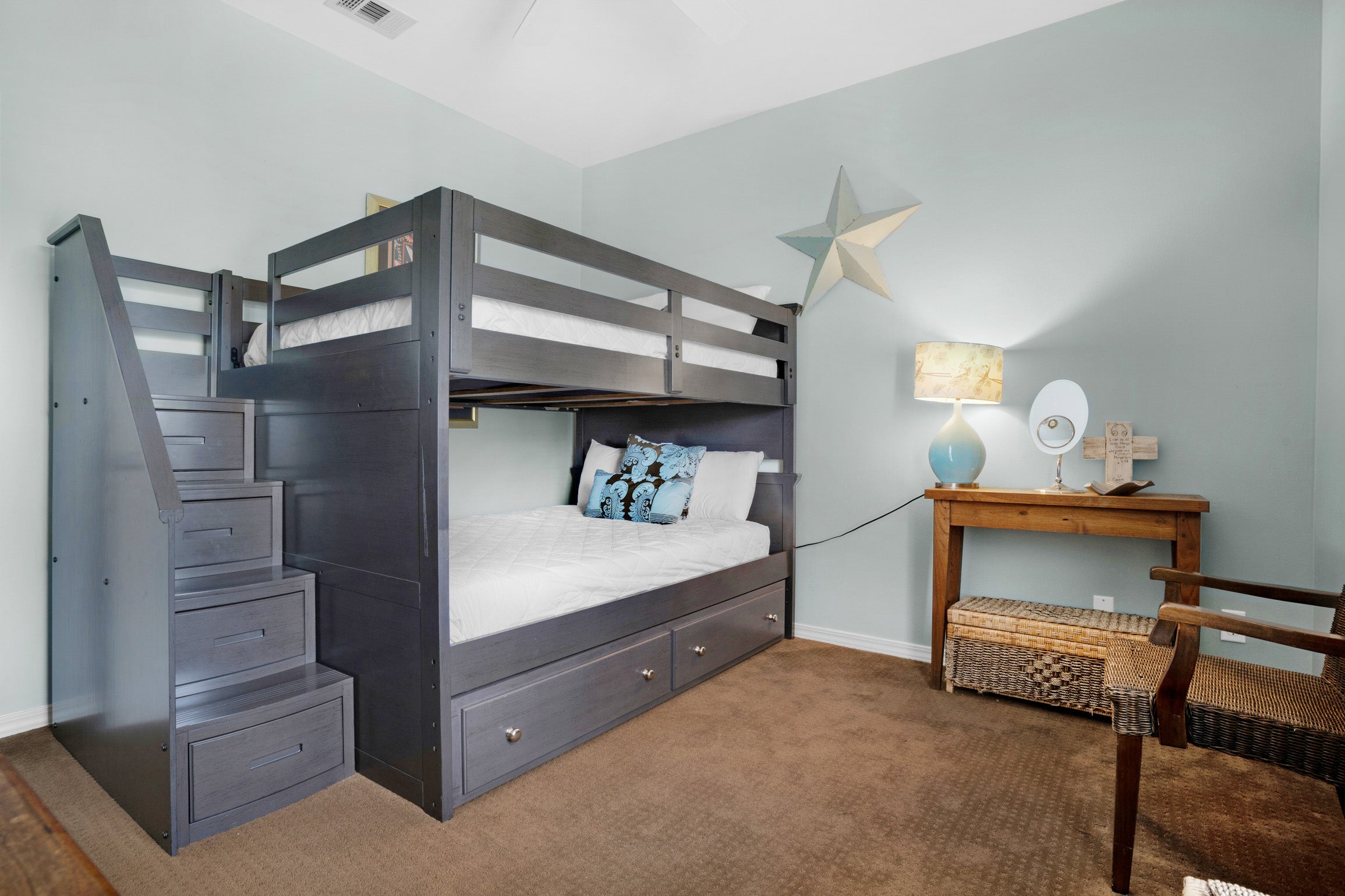 full over full bunk bed with twin trundle