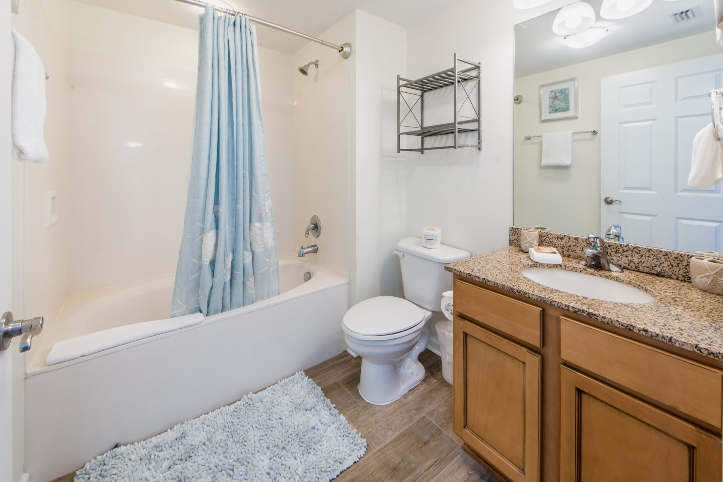Full Master Bath with shower-tub combo