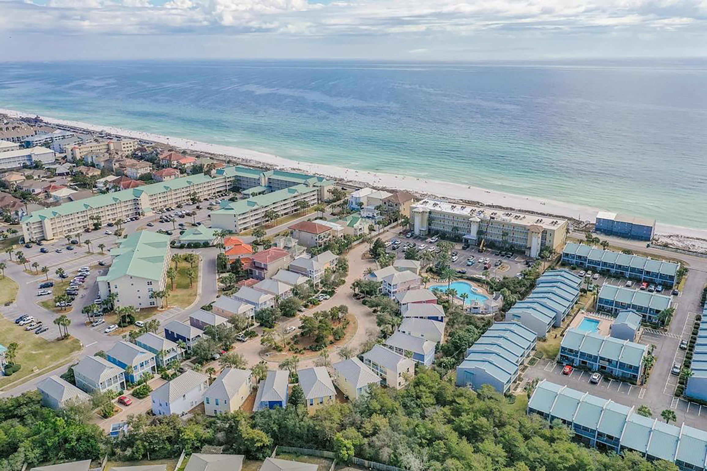 Aerial view of Beach Retreat neighborhood