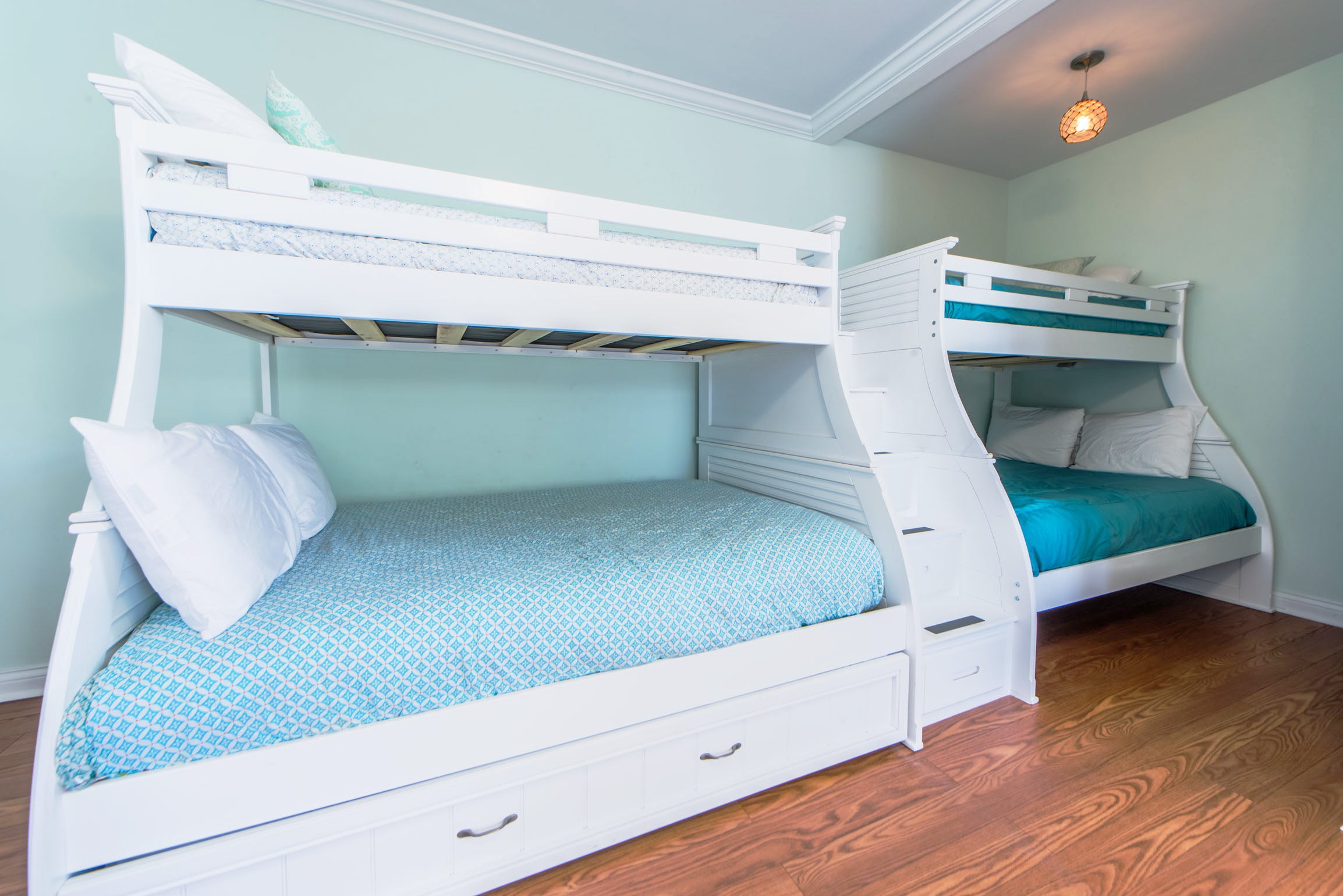 Twin over Full Bunks w/One Trundle Bed