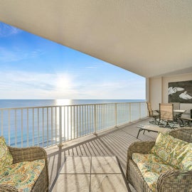 Ocean Reef 1704 balcony