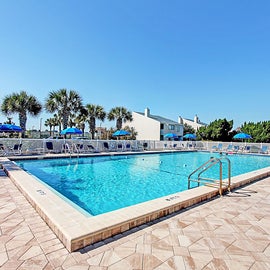 Inviting pool at Shoreline Towers