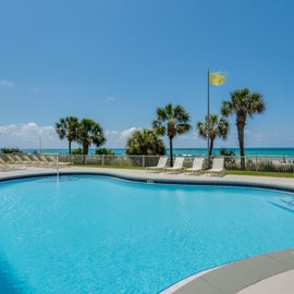 Long Beach Resort pool