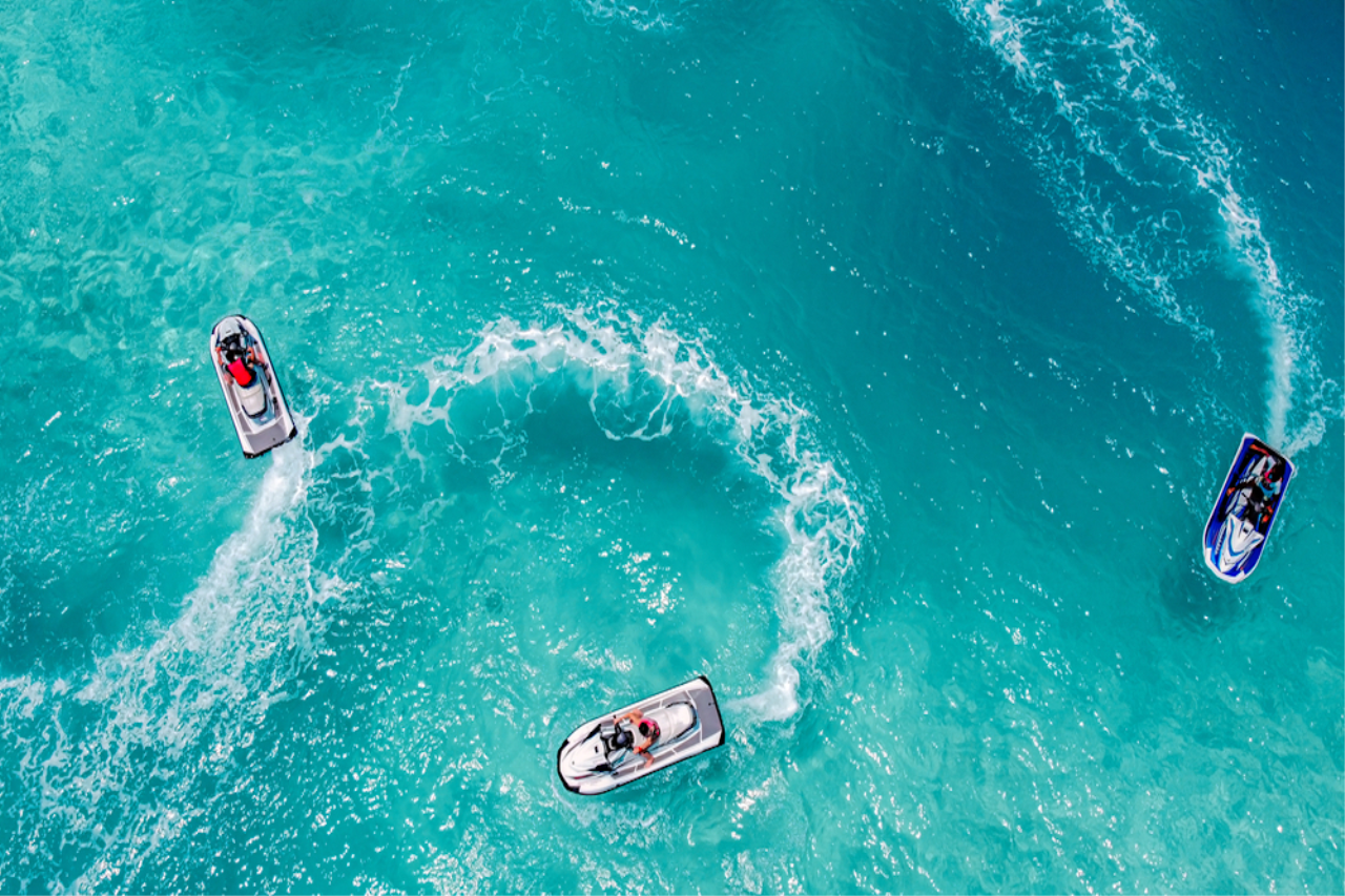 Top 8 Watersports in Destin You Will Want to Experience - RealJoy